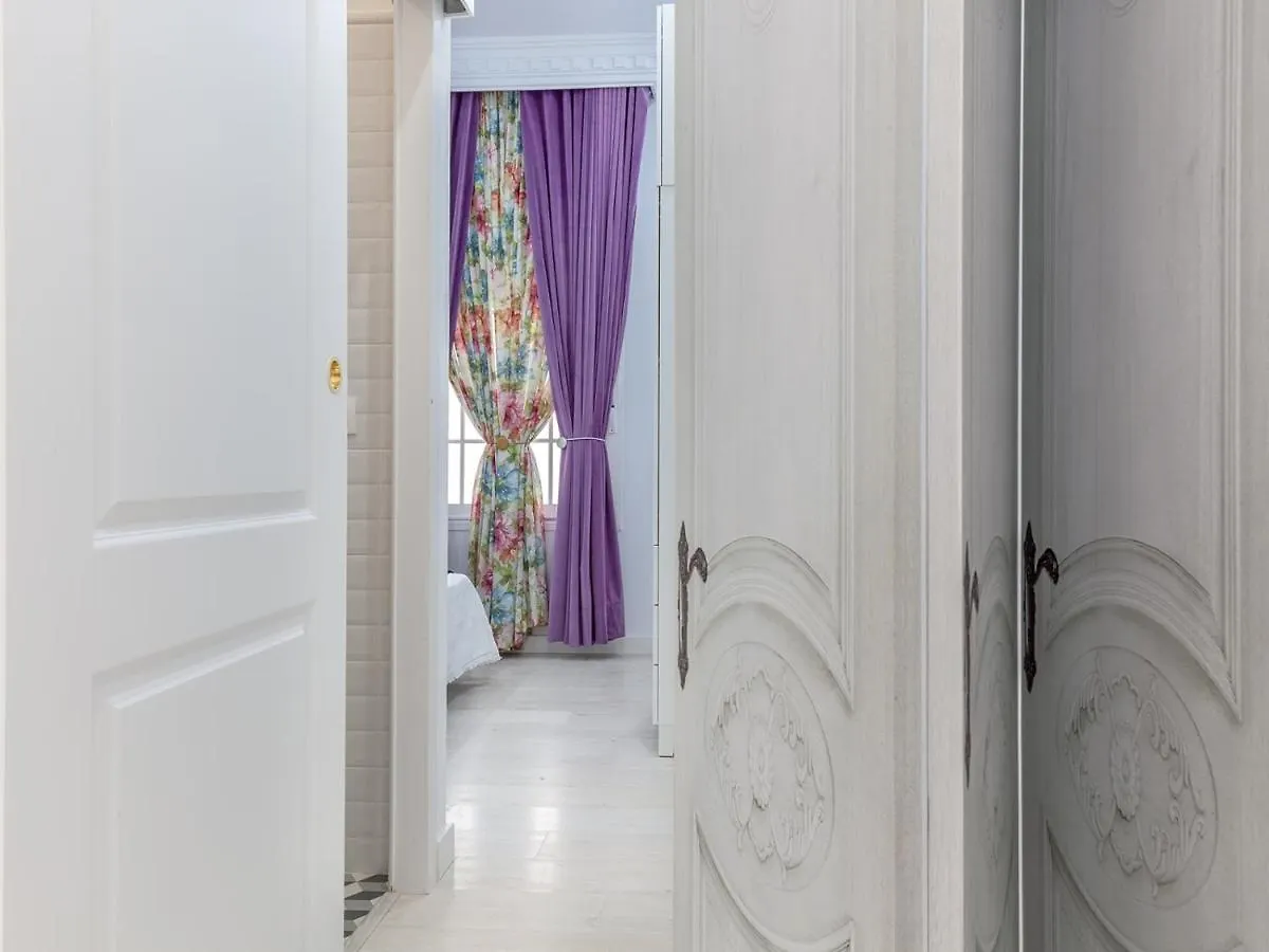 Fernando IV Apartment Seville Spain